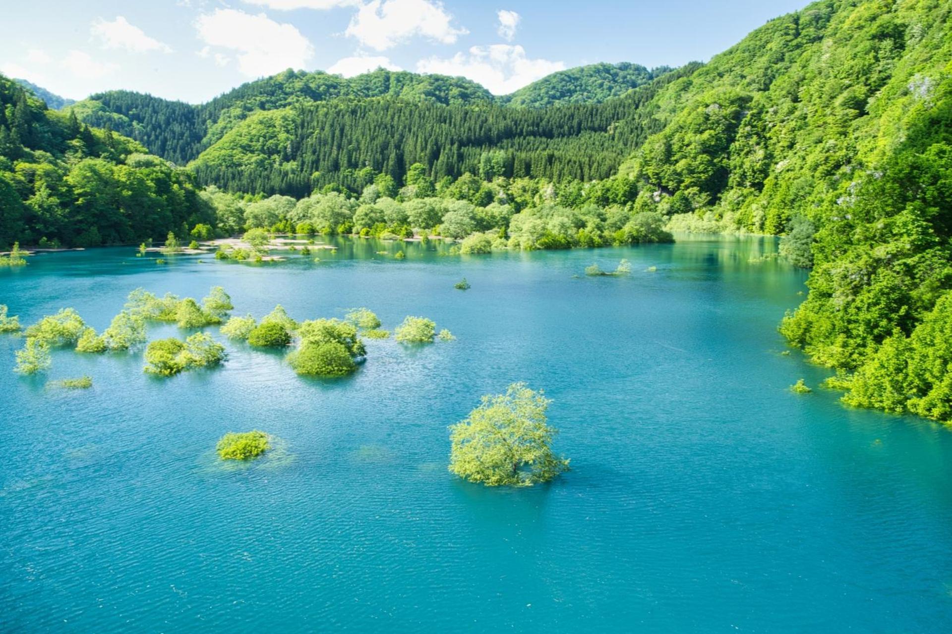 田泽湖温泉度假村
